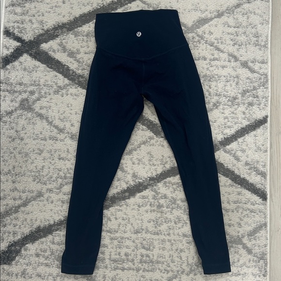 Lululemon women’s leggings size 2 dark blue navy blue - Picture 2 of 9